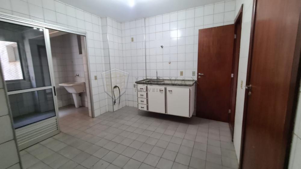 Alugar Apartamento / Padrão em Ribeirão Preto R$ 1.300,00 - Foto 4