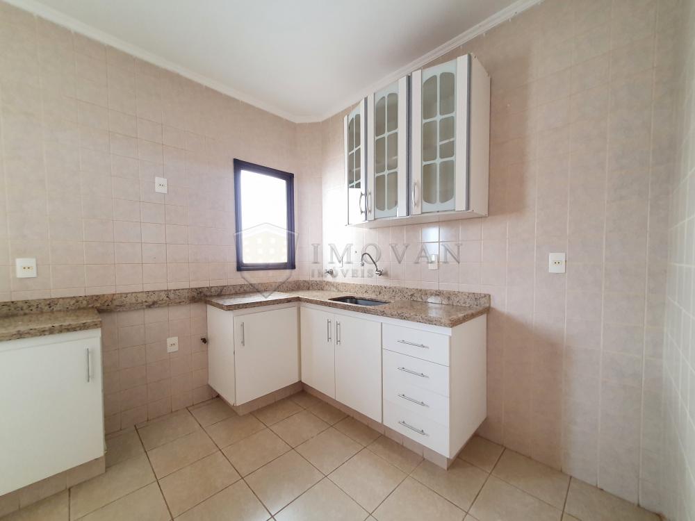 Alugar Apartamento / Padrão em Ribeirão Preto R$ 1.000,00 - Foto 3