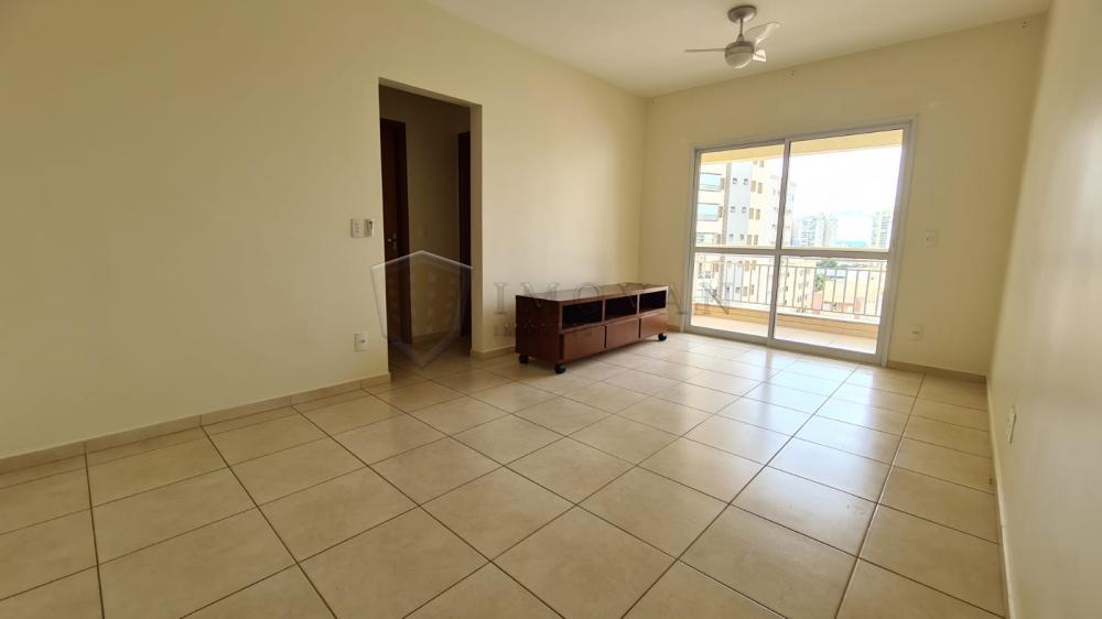 Alugar Apartamento / Padrão em Ribeirão Preto R$ 1.400,00 - Foto 2