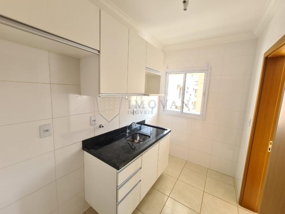 Alugar Apartamento / Padrão em Ribeirão Preto R$ 1.390,00 - Foto 8