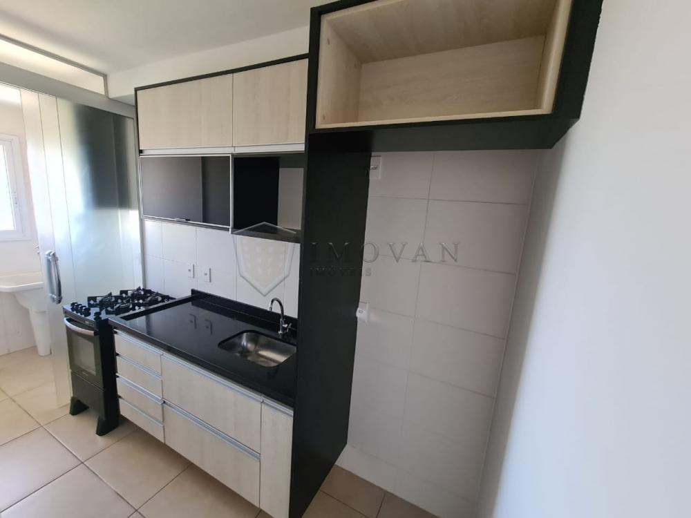 Alugar Apartamento / Padrão em Ribeirão Preto R$ 1.800,00 - Foto 9