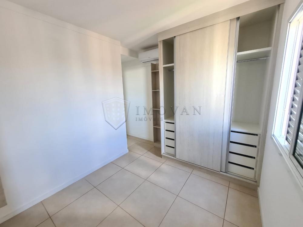 Alugar Apartamento / Padrão em Ribeirão Preto R$ 1.800,00 - Foto 12