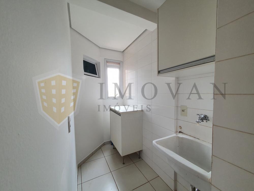 Alugar Apartamento / Padrão em Ribeirão Preto R$ 1.400,00 - Foto 4