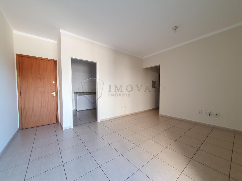 Alugar Apartamento / Padrão em Ribeirão Preto R$ 1.000,00 - Foto 6