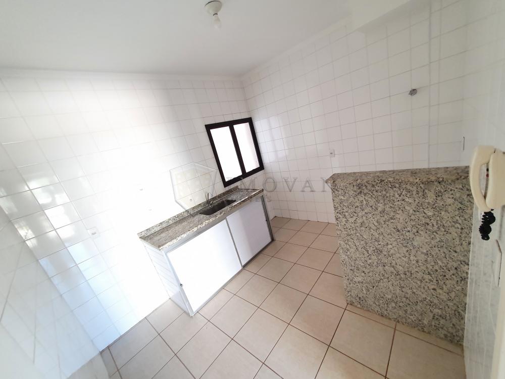 Alugar Apartamento / Padrão em Ribeirão Preto R$ 1.000,00 - Foto 2