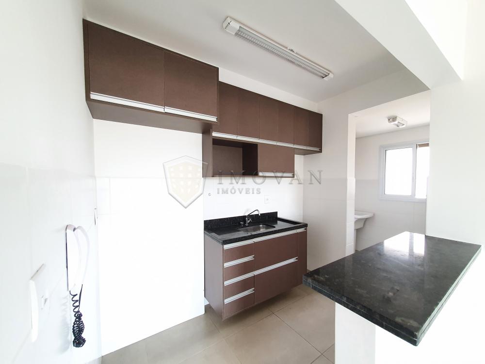Alugar Apartamento / Padrão em Ribeirão Preto R$ 1.200,00 - Foto 2