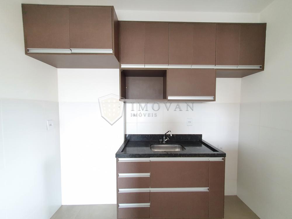 Alugar Apartamento / Padrão em Ribeirão Preto R$ 1.200,00 - Foto 3