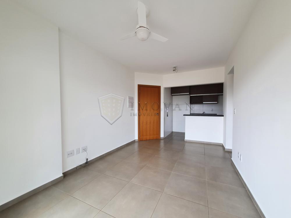 Alugar Apartamento / Padrão em Ribeirão Preto R$ 1.200,00 - Foto 7