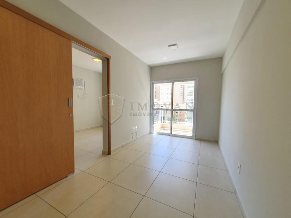 Alugar Apartamento / Padrão em Ribeirão Preto R$ 1.800,00 - Foto 5