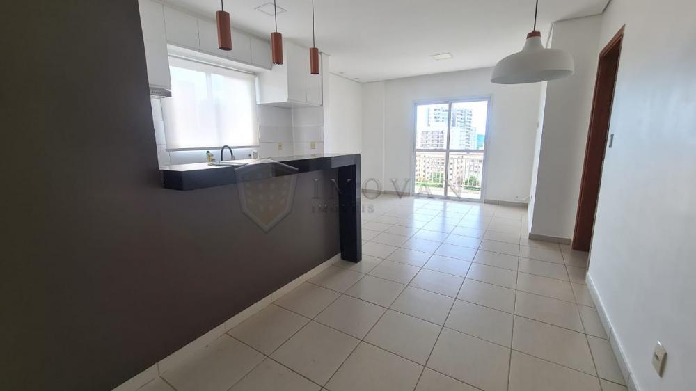 Alugar Apartamento / Padrão em Ribeirão Preto R$ 1.500,00 - Foto 2