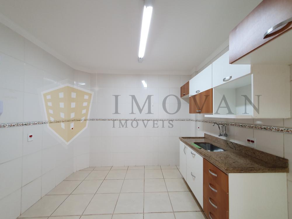 Alugar Apartamento / Padrão em Ribeirão Preto R$ 2.200,00 - Foto 3