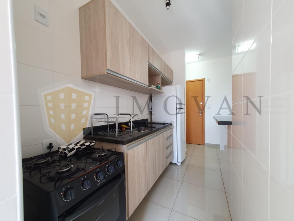 Alugar Apartamento / Padrão em Ribeirão Preto R$ 1.500,00 - Foto 3