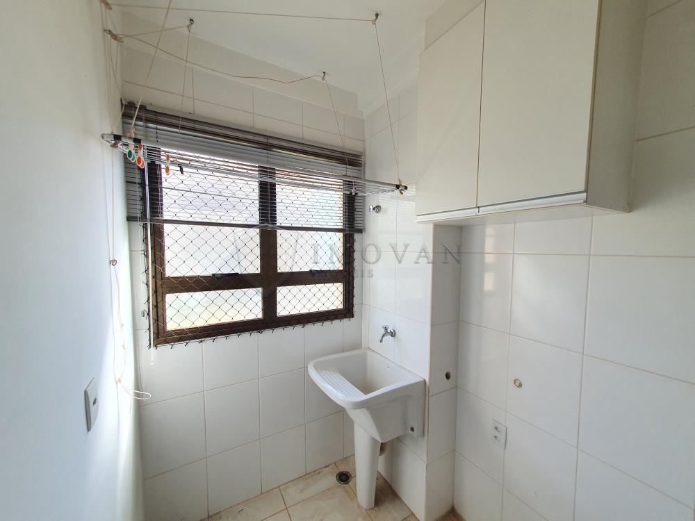 Alugar Apartamento / Padrão em Ribeirão Preto R$ 1.500,00 - Foto 4