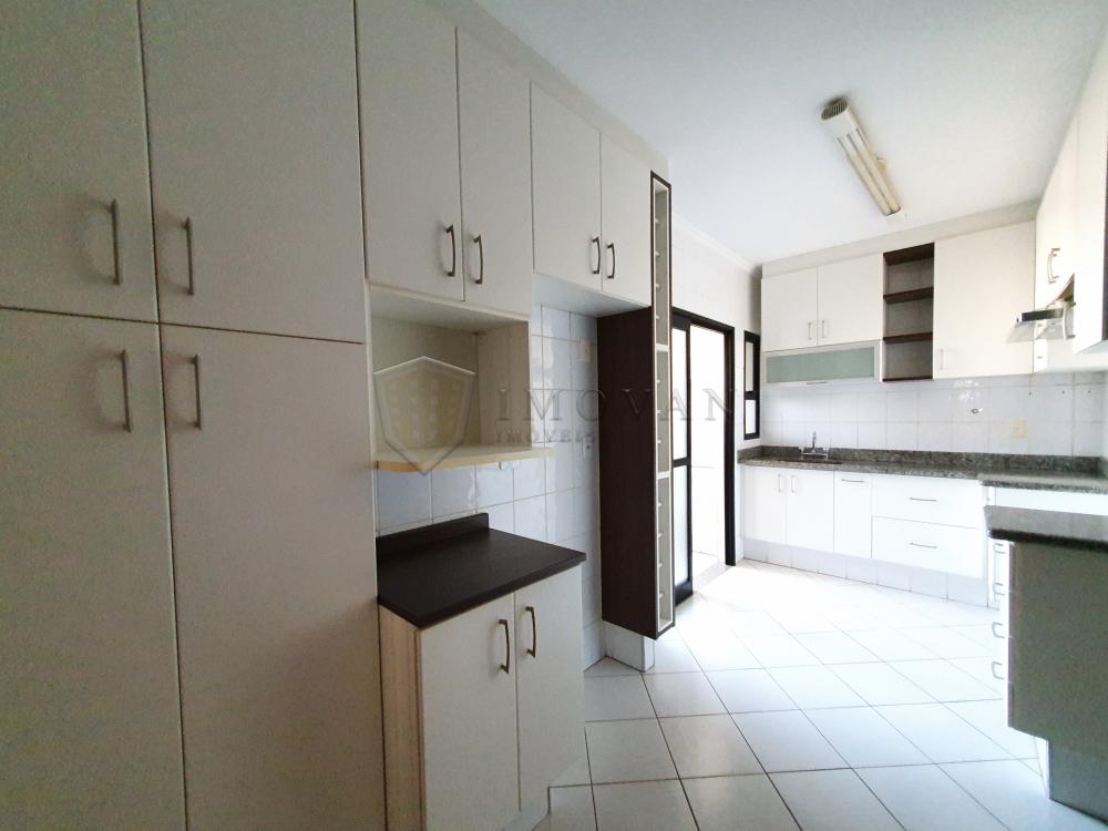 Alugar Apartamento / Padrão em Ribeirão Preto R$ 2.700,00 - Foto 3