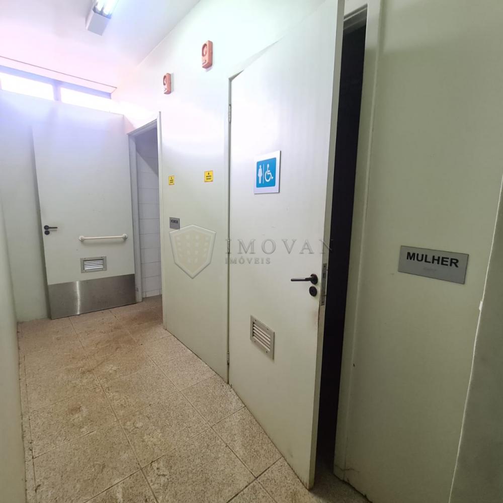 Alugar Comercial / Salão em Condomínio em Ribeirão Preto R$ 45.000,00 - Foto 12