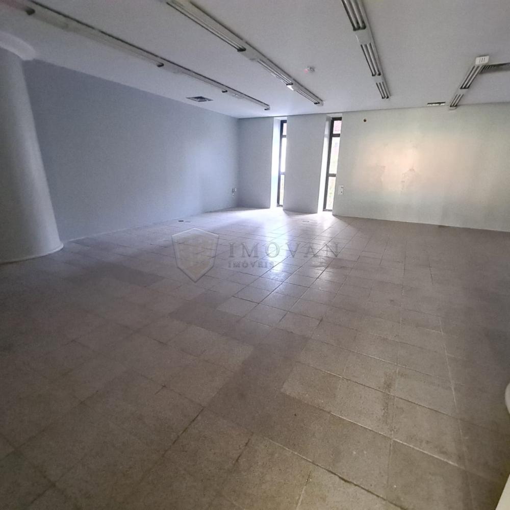 Alugar Comercial / Salão em Condomínio em Ribeirão Preto R$ 45.000,00 - Foto 21