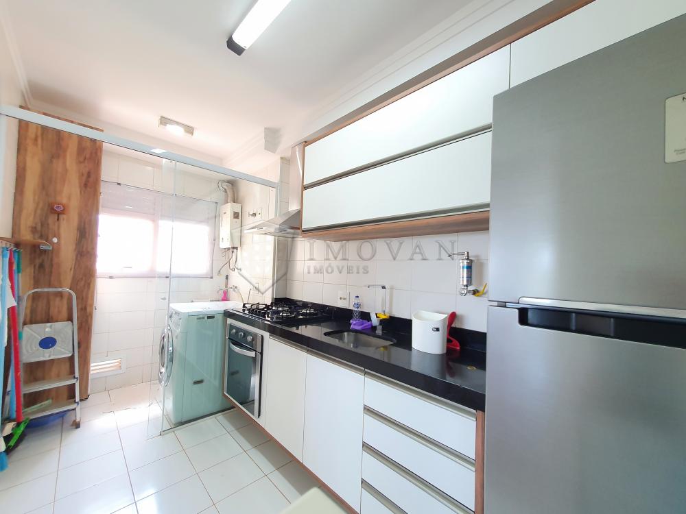 Alugar Apartamento / Padrão em Ribeirão Preto R$ 2.400,00 - Foto 4