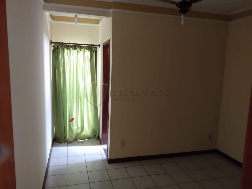 Comprar Apartamento / Padrão em Ribeirão Preto R$ 180.000,00 - Foto 2