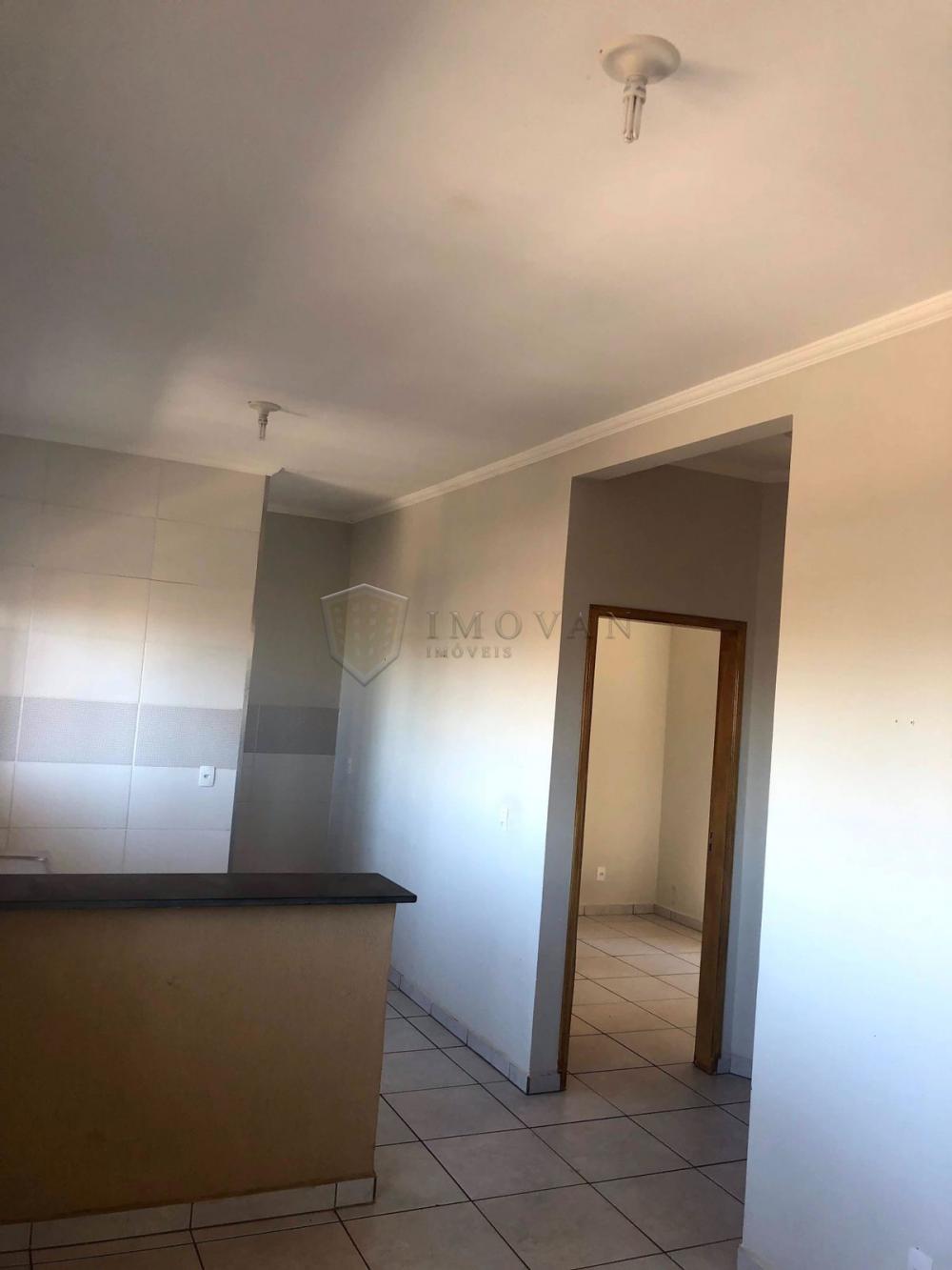 Alugar Apartamento / Padrão em Ribeirão Preto R$ 500,00 - Foto 4