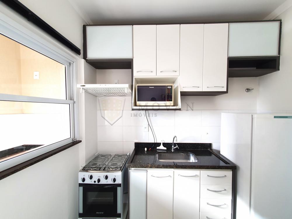 Alugar Apartamento / Padrão em Ribeirão Preto R$ 1.150,00 - Foto 3