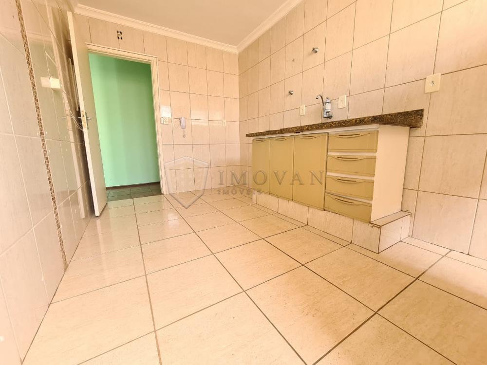Alugar Apartamento / Padrão em Ribeirão Preto R$ 990,00 - Foto 6