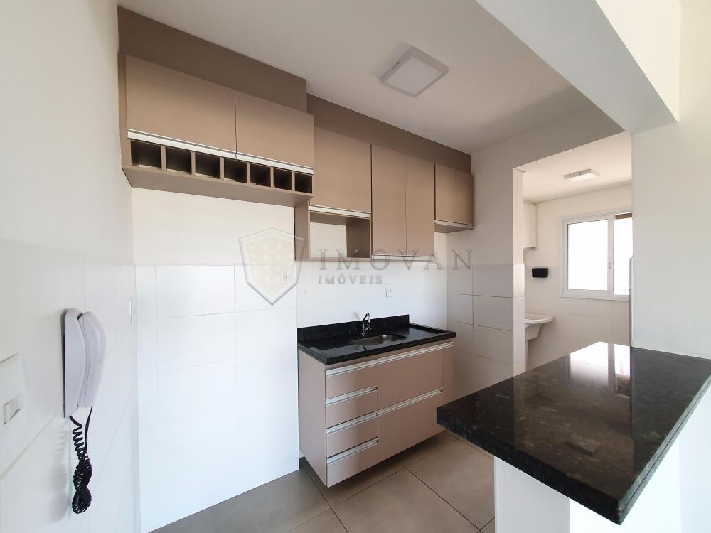 Alugar Apartamento / Padrão em Ribeirão Preto R$ 1.100,00 - Foto 2