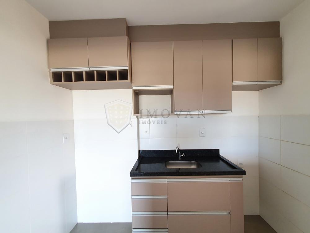 Alugar Apartamento / Padrão em Ribeirão Preto R$ 1.000,00 - Foto 4