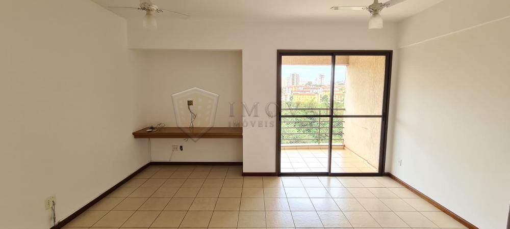 Alugar Apartamento / Padrão em Ribeirão Preto R$ 1.500,00 - Foto 2