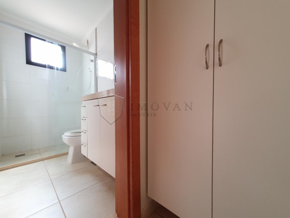 Alugar Apartamento / Padrão em Ribeirão Preto R$ 1.600,00 - Foto 12