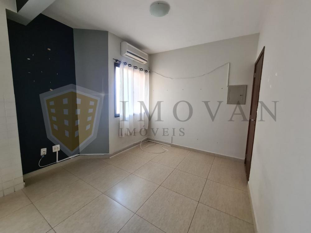 Alugar Apartamento / Padrão em Ribeirão Preto R$ 900,00 - Foto 3