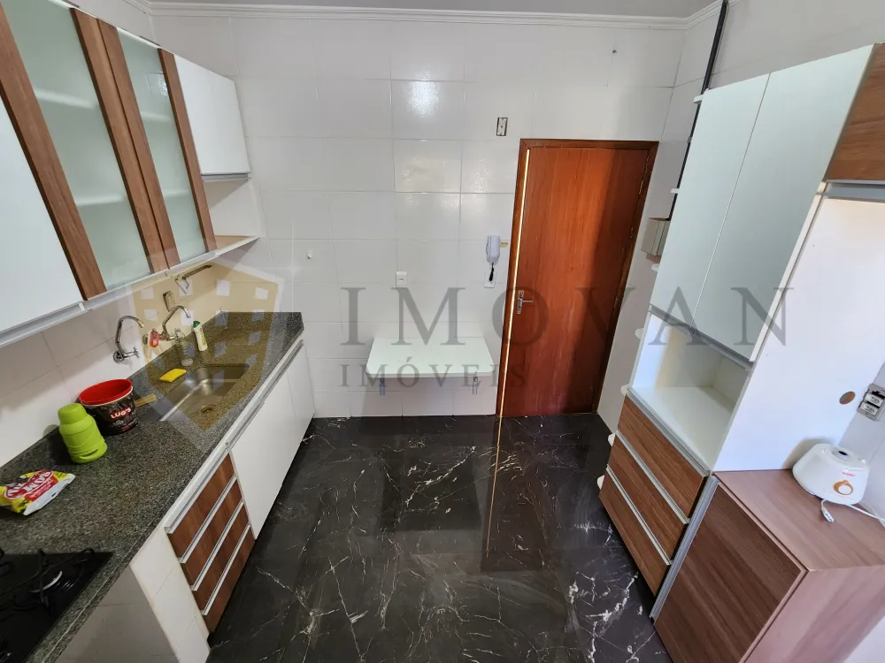 Alugar Apartamento / Padrão em Ribeirão Preto R$ 1.950,00 - Foto 3