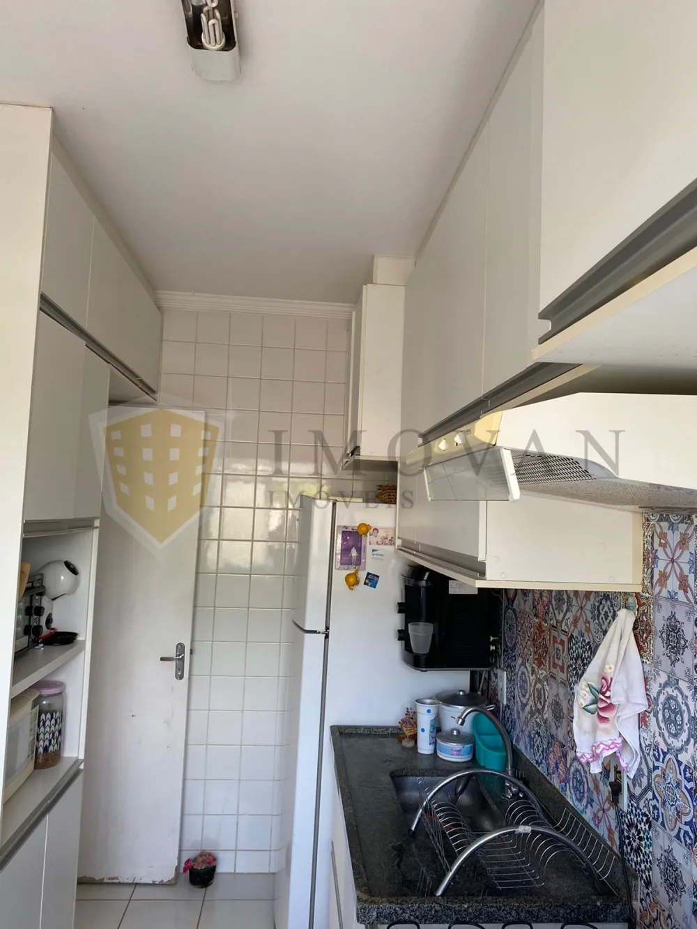 Comprar Apartamento / Padrão em Ribeirão Preto R$ 180.000,00 - Foto 2