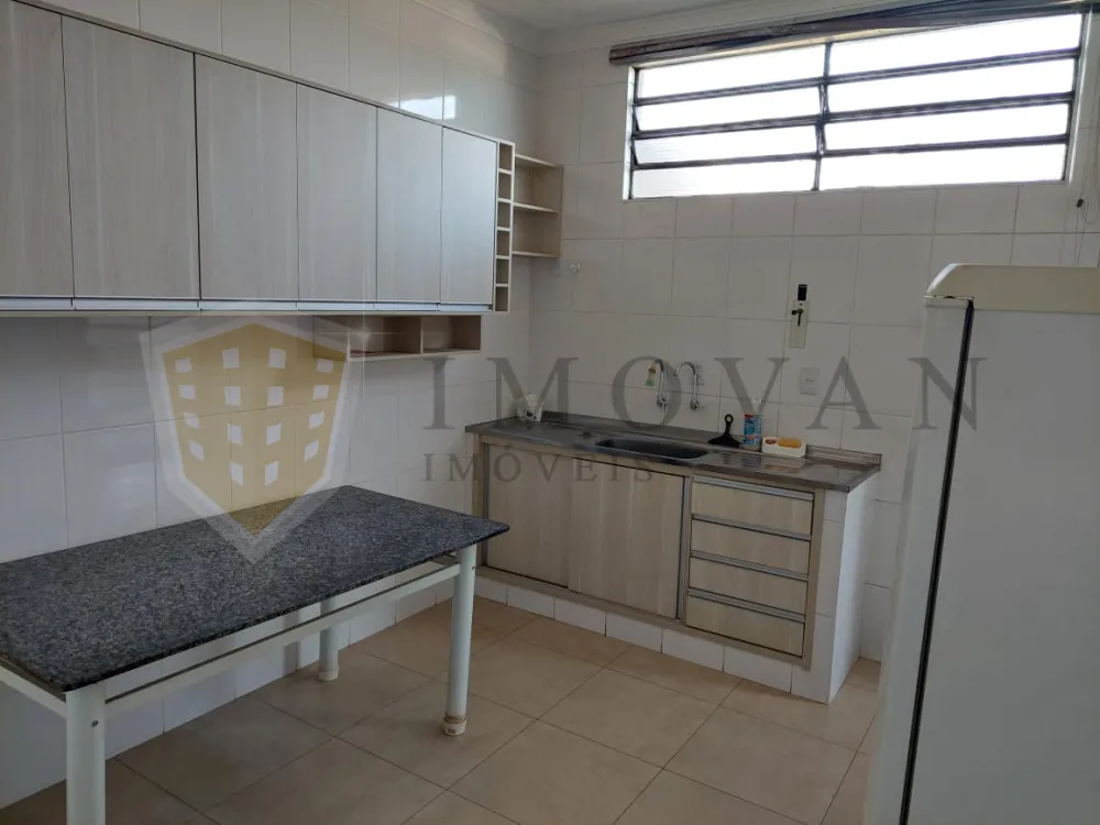 Alugar Casa / Padrão em Ribeirão Preto R$ 2.300,00 - Foto 6