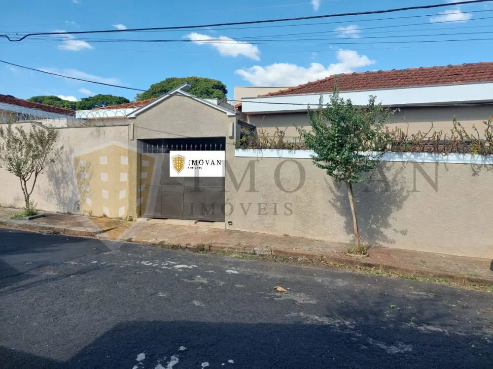 Alugar Casa / Padrão em Ribeirão Preto R$ 2.300,00 - Foto 2