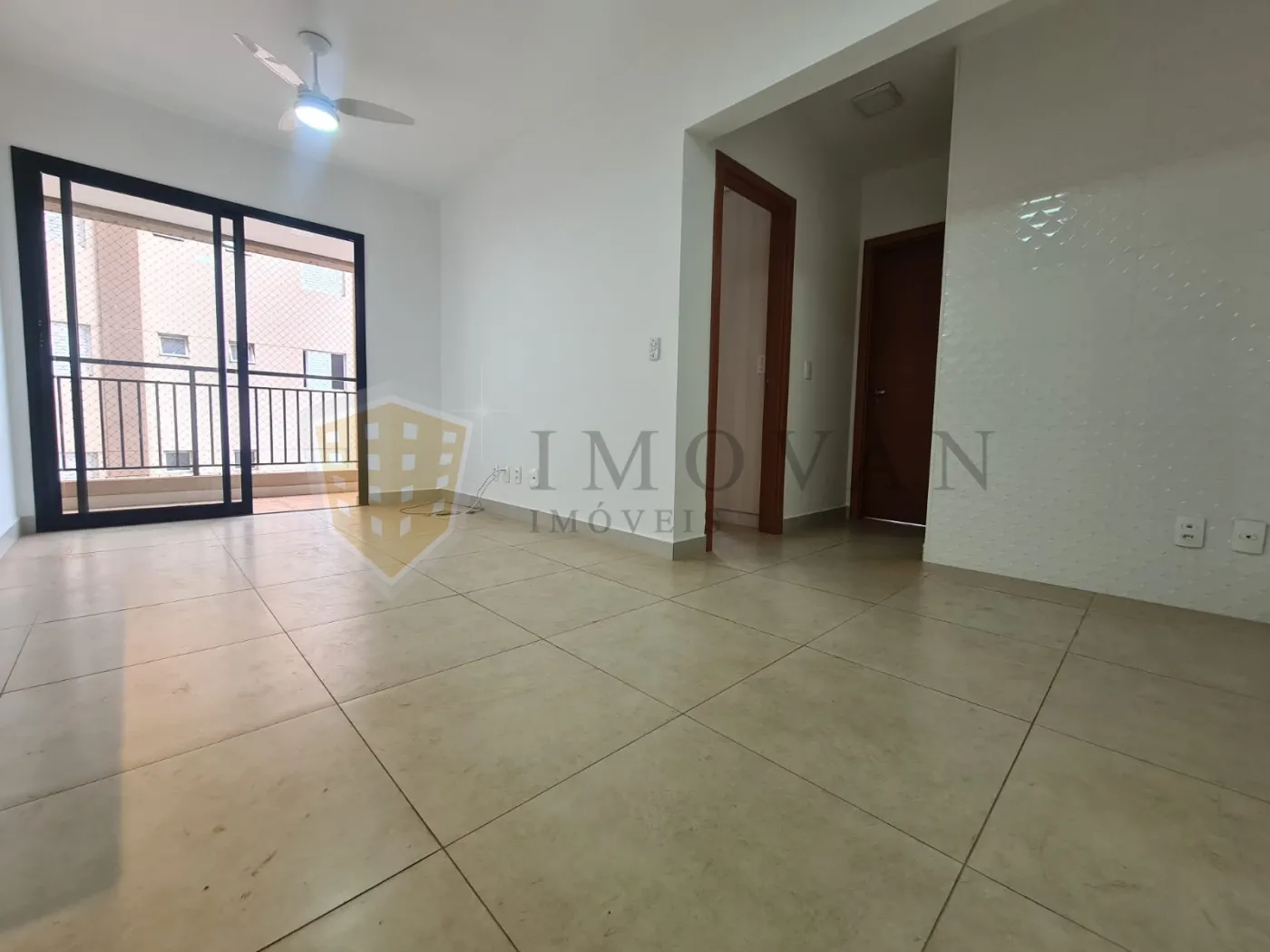 Alugar Apartamento / Padrão em Ribeirão Preto R$ 3.000,00 - Foto 3