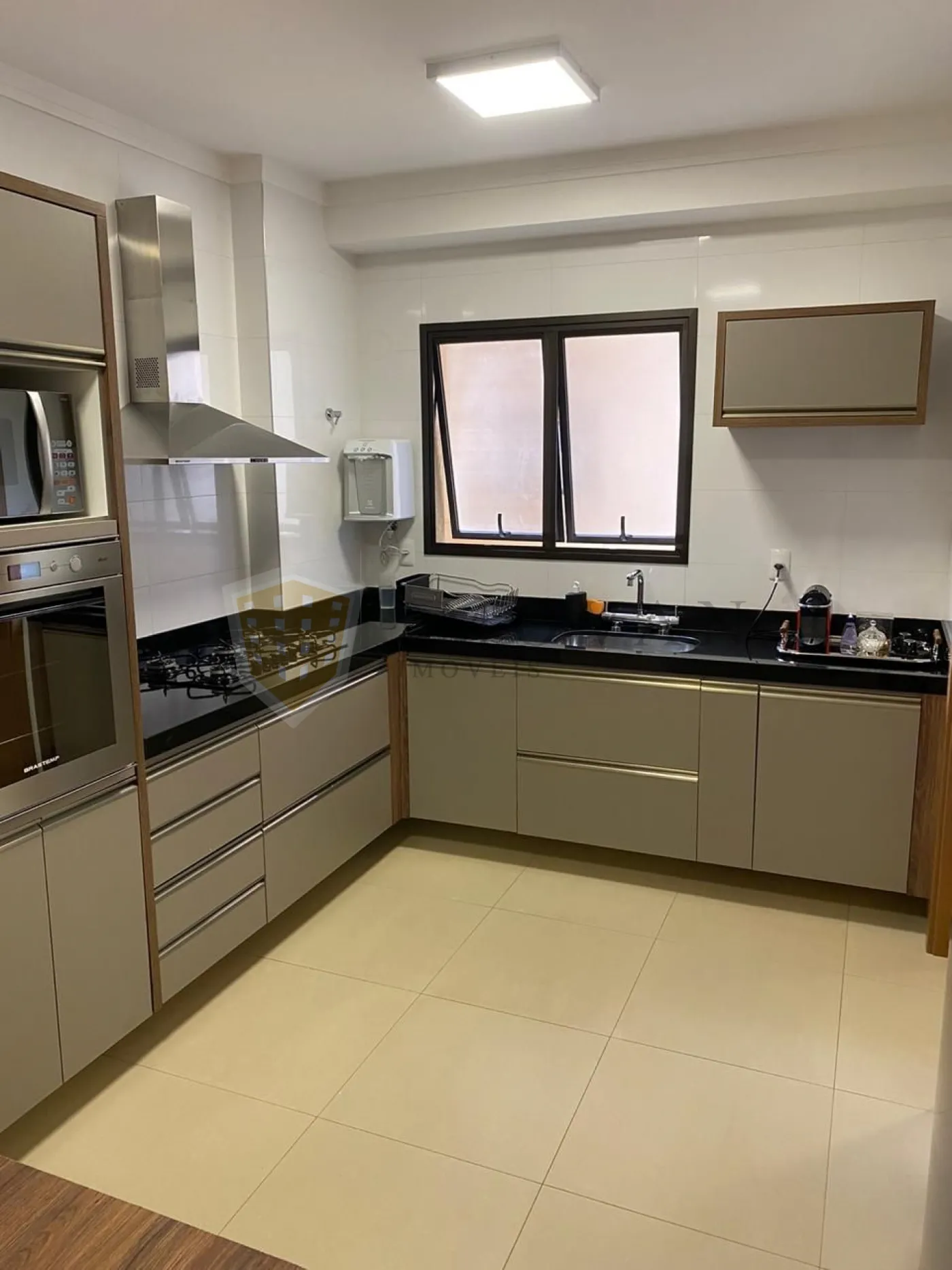 Alugar Apartamento / Padrão em Ribeirão Preto R$ 7.500,00 - Foto 2