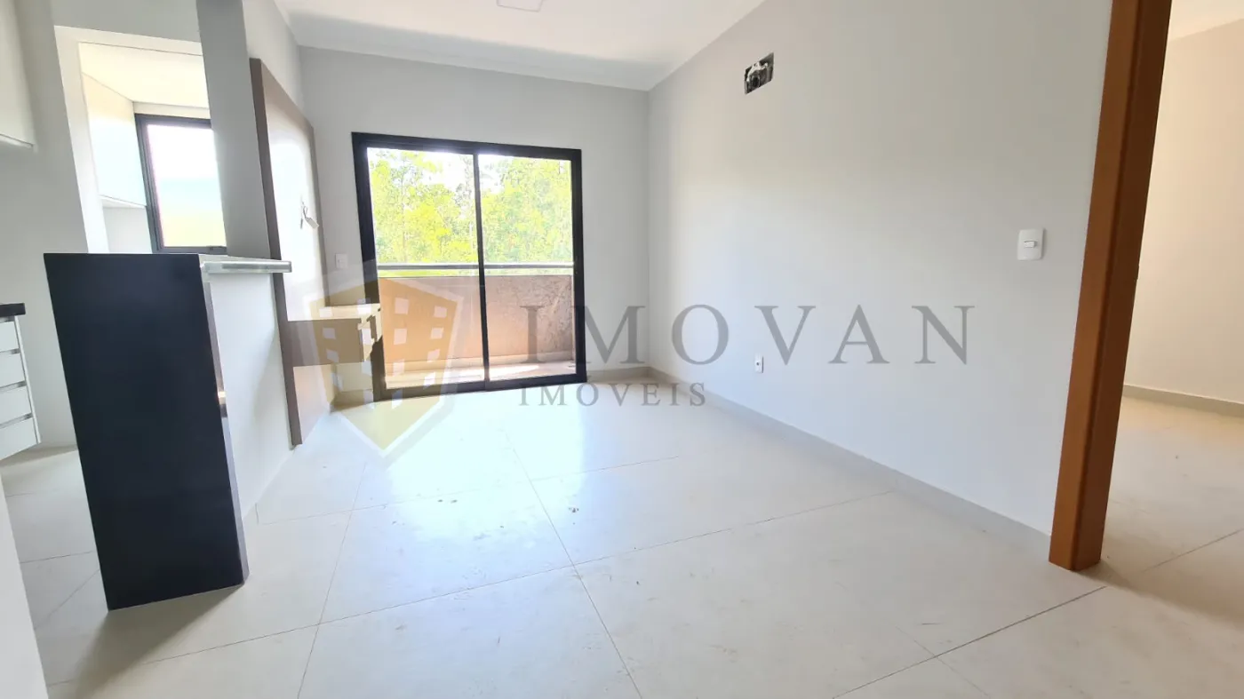 Alugar Apartamento / Padrão em Ribeirão Preto R$ 1.550,00 - Foto 3