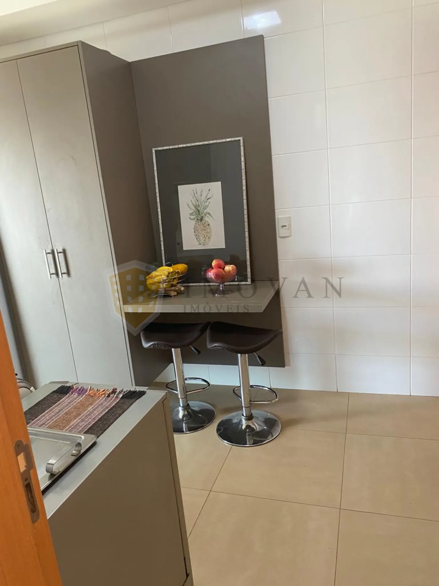 Comprar Apartamento / Padrão em Ribeirão Preto R$ 890.000,00 - Foto 3