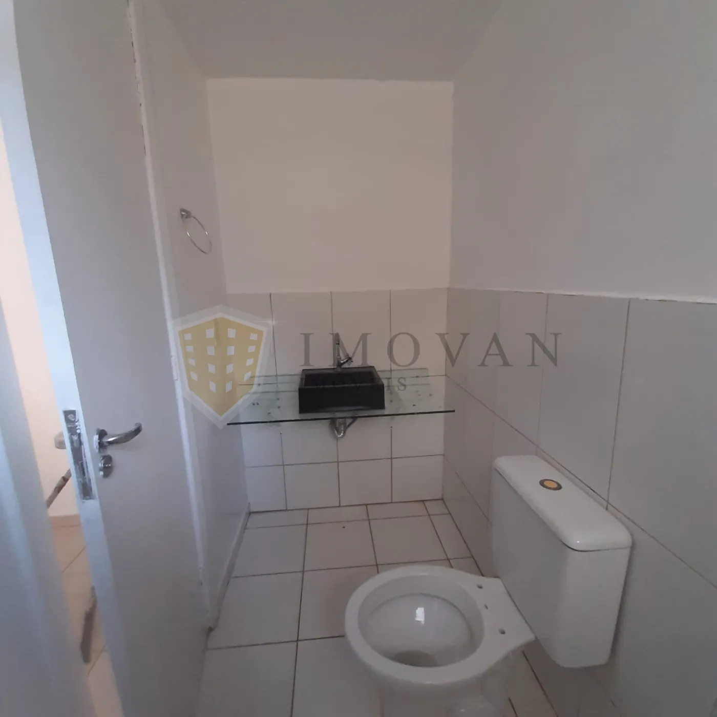 Alugar Apartamento / Padrão em Ribeirão Preto R$ 1.050,00 - Foto 3