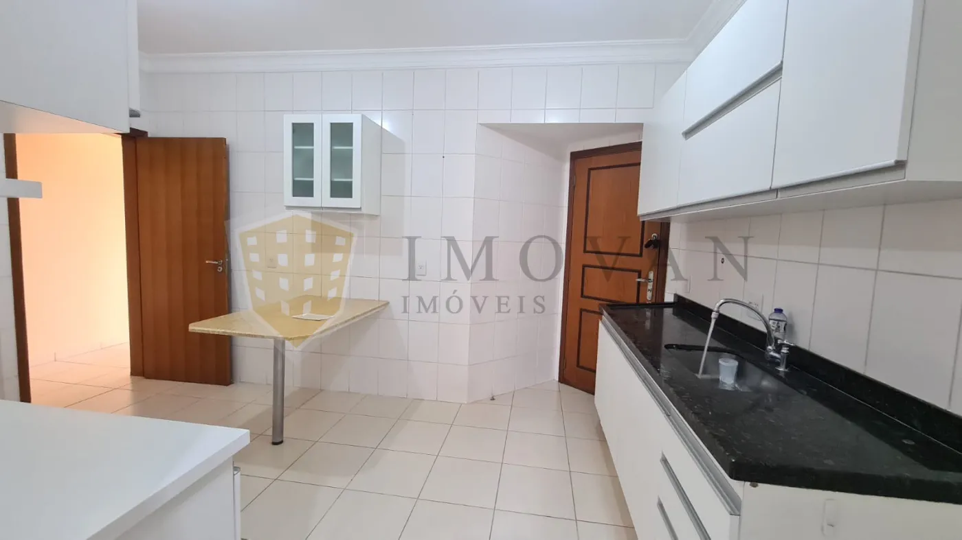 Alugar Apartamento / Padrão em Ribeirão Preto R$ 2.300,00 - Foto 12