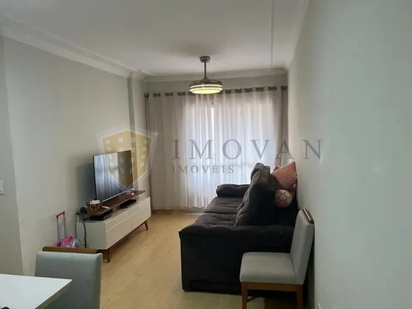 Comprar Apartamento / Padrão em Ribeirão Preto R$ 300.000,00 - Foto 4