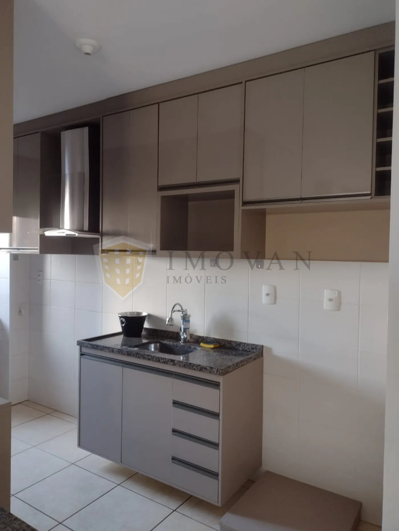 Comprar Apartamento / Padrão em Ribeirão Preto R$ 185.000,00 - Foto 2