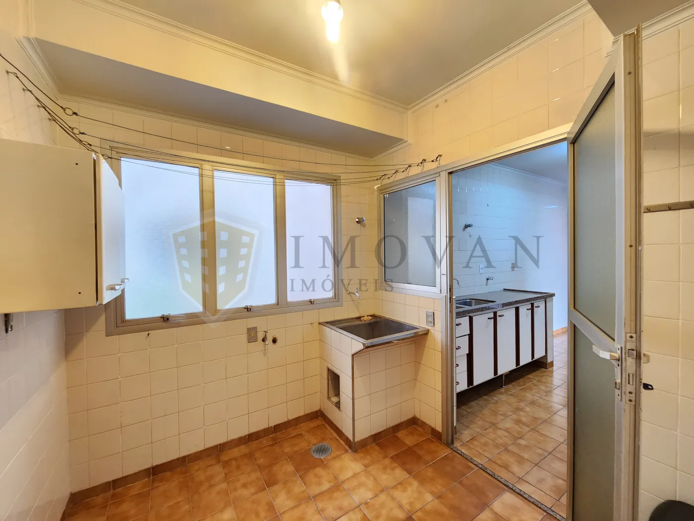 Alugar Apartamento / Padrão em Ribeirão Preto R$ 1.100,00 - Foto 5