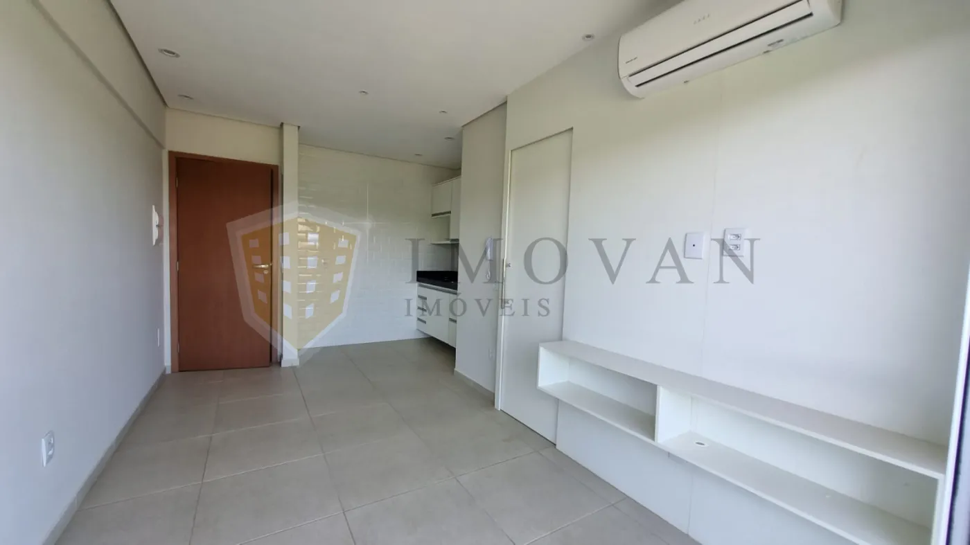 Alugar Apartamento / Padrão em Ribeirão Preto R$ 2.050,00 - Foto 2