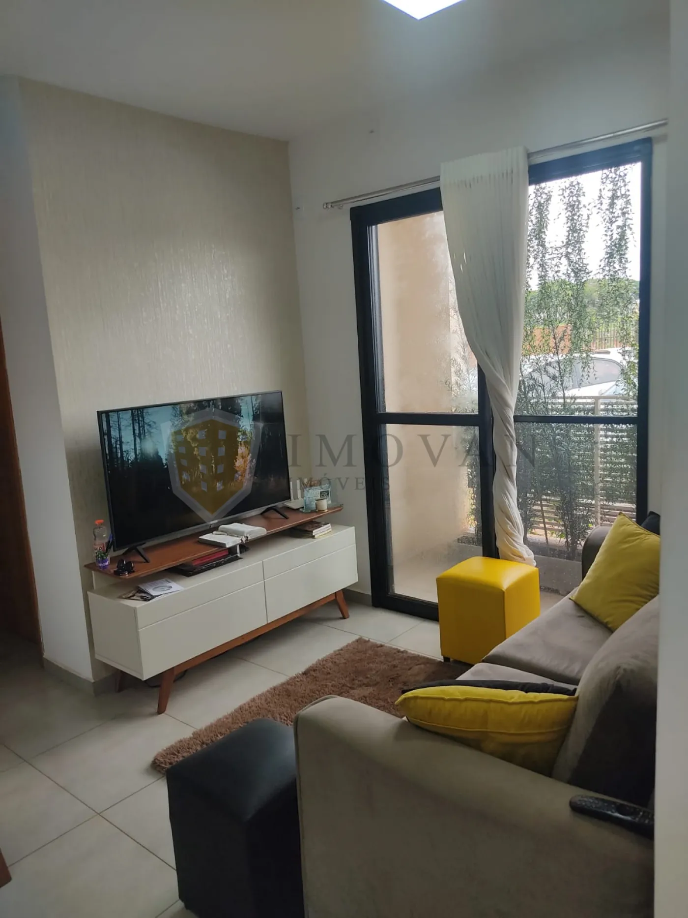 Comprar Apartamento / Padrão em Ribeirão Preto R$ 320.000,00 - Foto 2