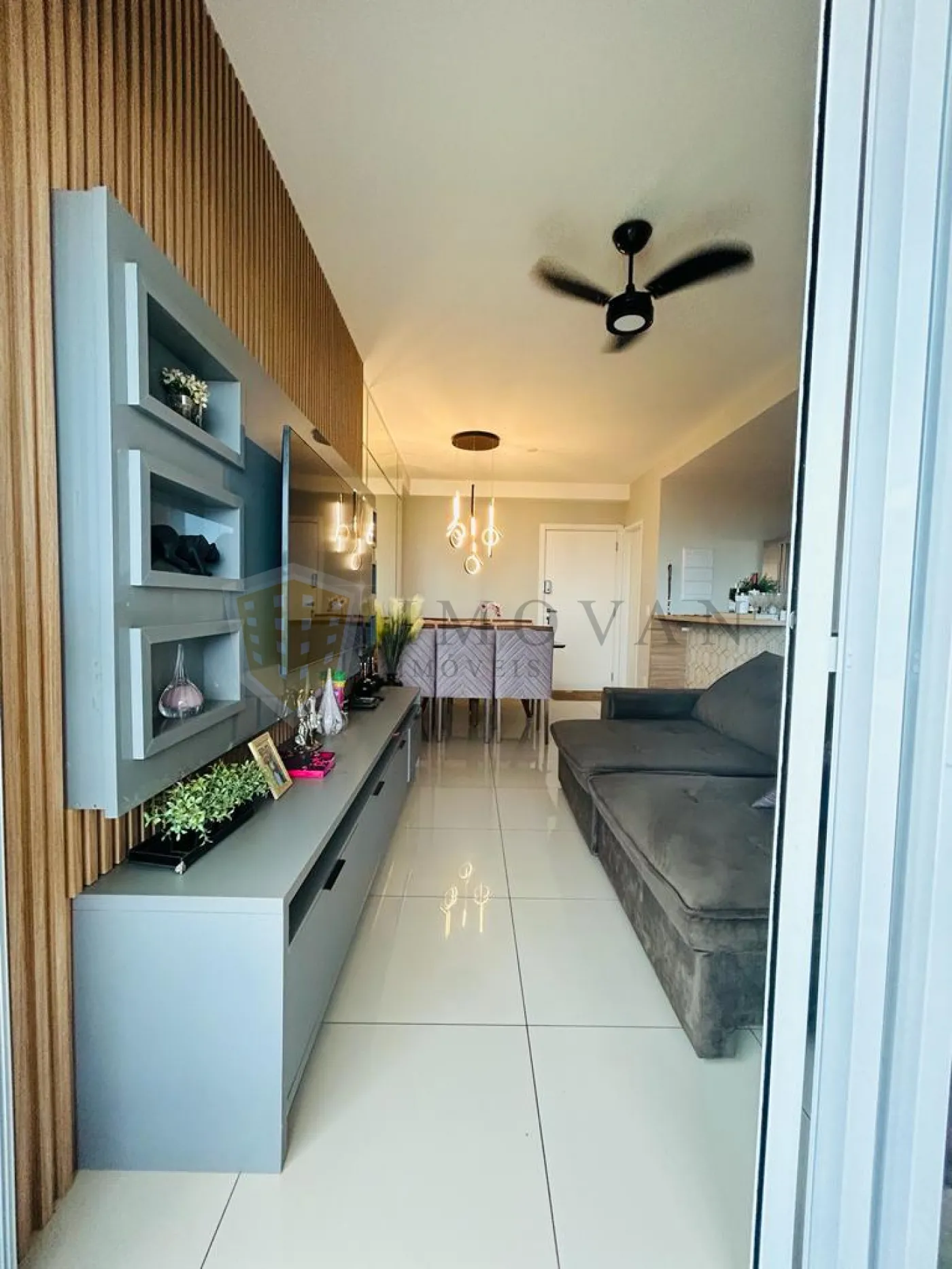 Comprar Apartamento / Padrão em Ribeirão Preto R$ 725.000,00 - Foto 4