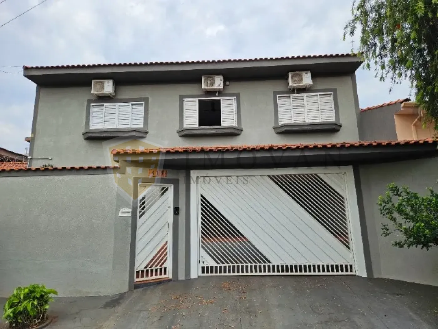 Comprar Casa / Padrão em Ribeirão Preto R$ 670.000,00 - Foto 1