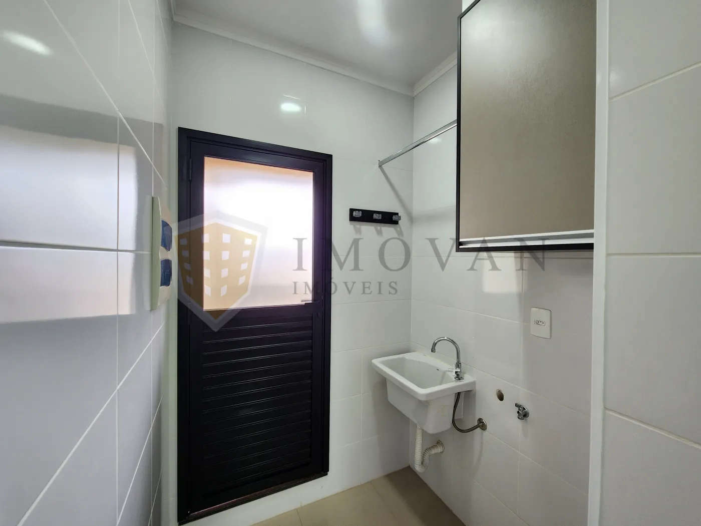 Alugar Apartamento / Kitchnet em Ribeirão Preto R$ 1.550,00 - Foto 5
