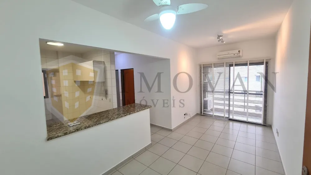 Alugar Apartamento / Padrão em Ribeirão Preto R$ 1.600,00 - Foto 2