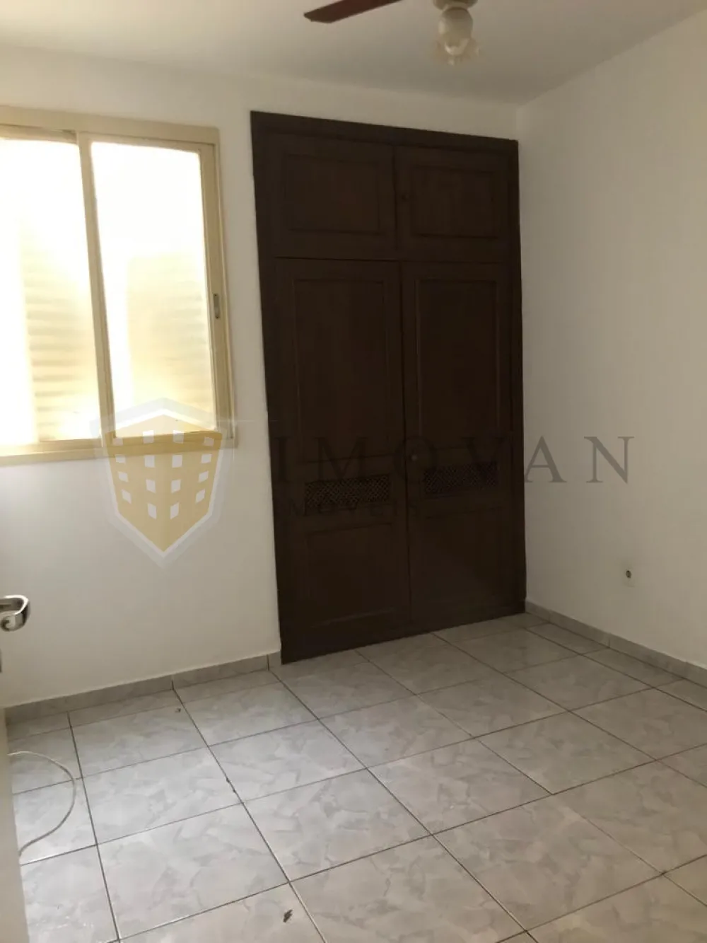 Alugar Apartamento / Padrão em Ribeirão Preto R$ 1.100,00 - Foto 5